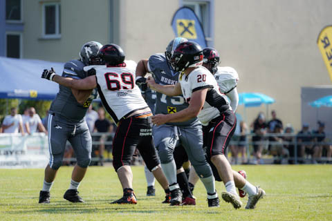 Huskies vs. BVW